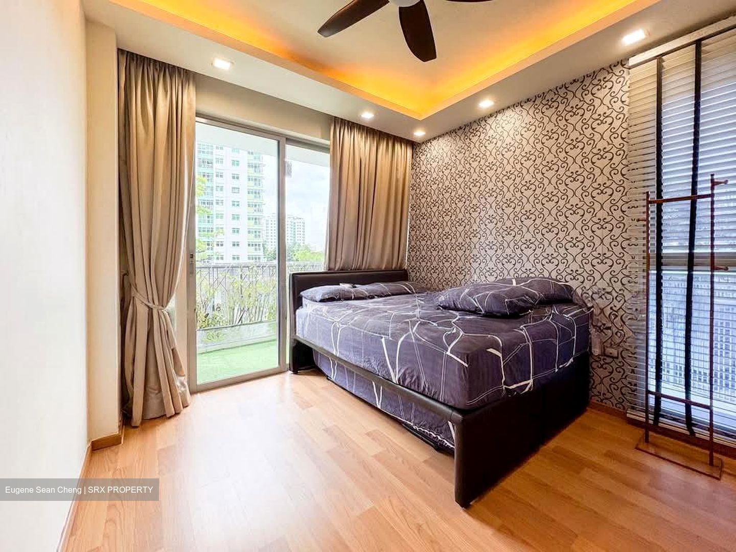 Prive (D19), Condominium #565699521